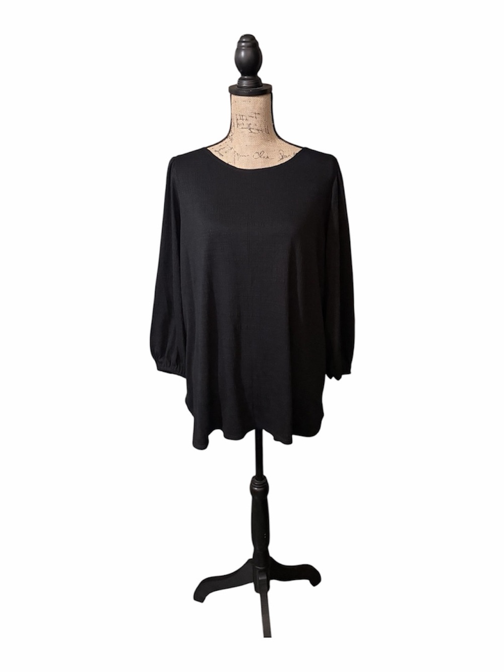 Max Studio Black Long-Sleeve Scoop Neck Top